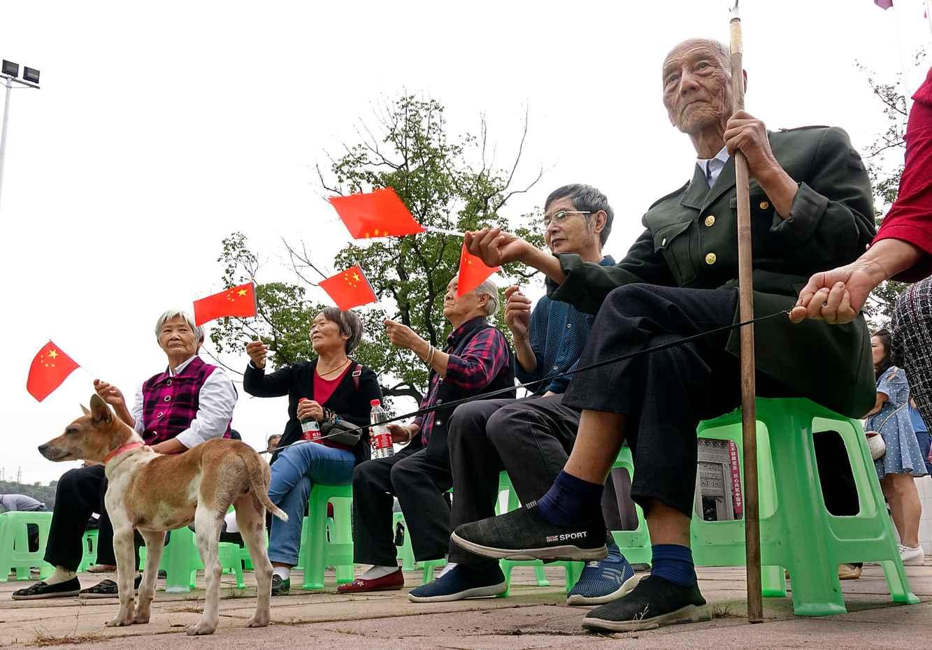 离职时没有交接工作，直到现在还没有找到工作，该怎么办呢？还能回去吗？